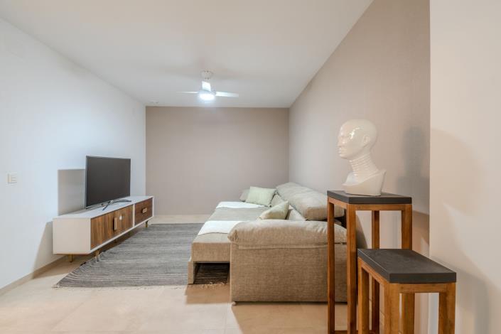 Image No.34-4 Bed Townhouse for sale