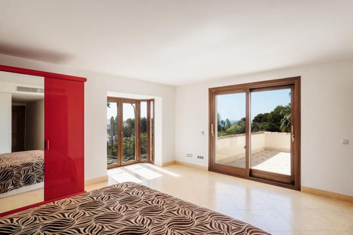 Image No.4-5 Bed Villa for sale