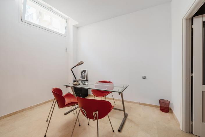 Image No.7-5 Bed Villa for sale