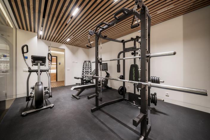 Image No.30-5 Bed Villa for sale