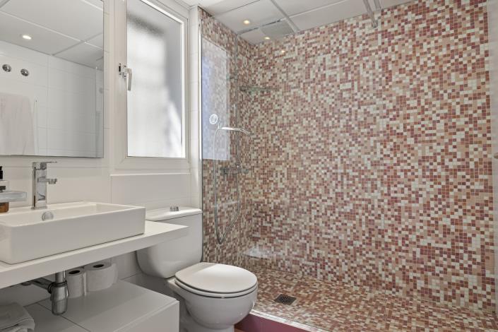 Image No.19-Maison de ville de 4 chambres à vendre à Nueva Andalucia