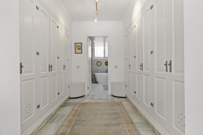 Image No.21-Maison de ville de 4 chambres à vendre à Nueva Andalucia