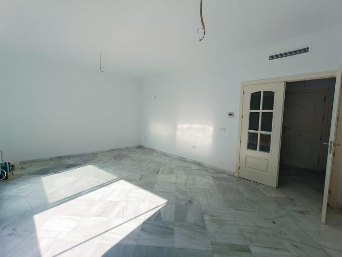 Image No.24-2 Bed Apartment for sale