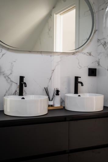 Image No.13-3 Bed Townhouse for sale