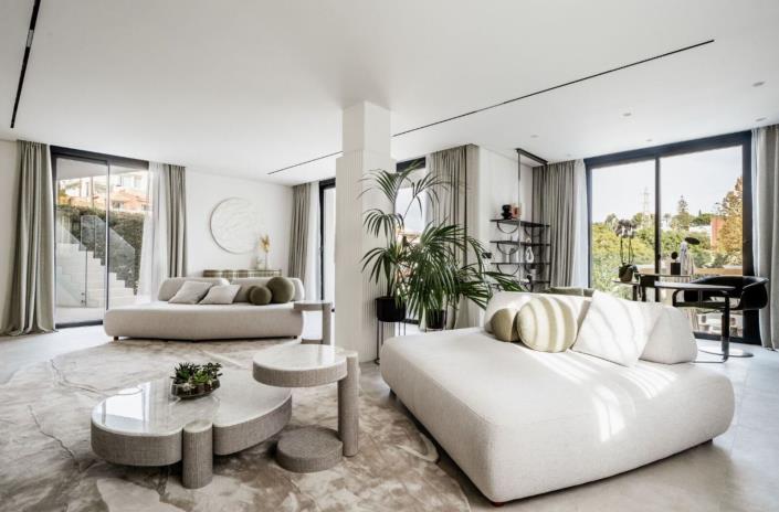 Image No.8-5 Bed Villa for sale