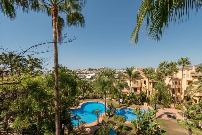 Image No.3-Appartement de 2 chambres à vendre à Estepona