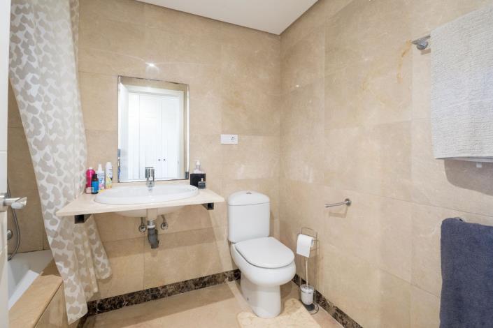 Image No.17-3 Bed Apartment for sale