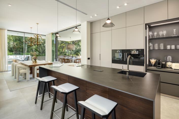 Image No.9-5 Bed Villa for sale