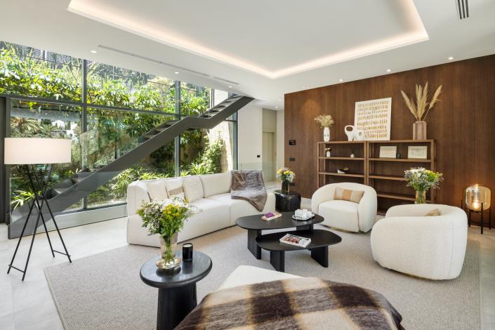 Image No.12-5 Bed Villa for sale