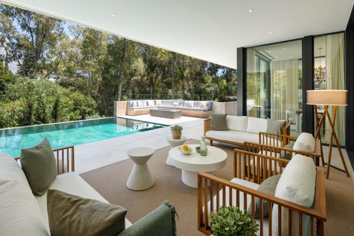 Image No.29-5 Bed Villa for sale