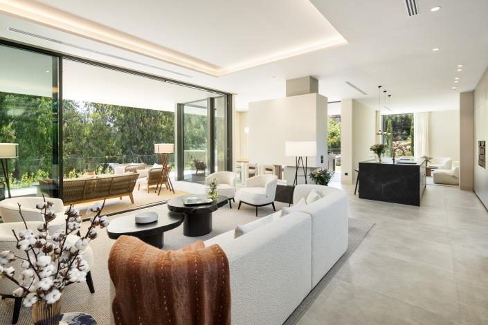 Image No.6-6 Bed Villa for sale