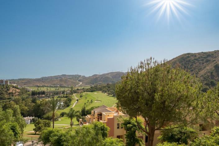 Image No.17-2 Bed Apartment for sale