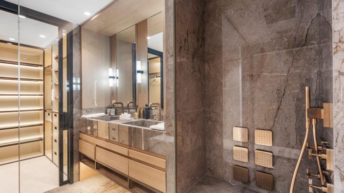 Image No.21-3 Bed Apartment for sale