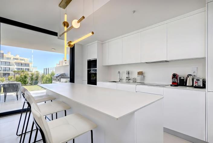 Image No.17-3 Bed Apartment for sale