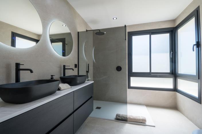 Image No.23-3 Bed Penthouse for sale