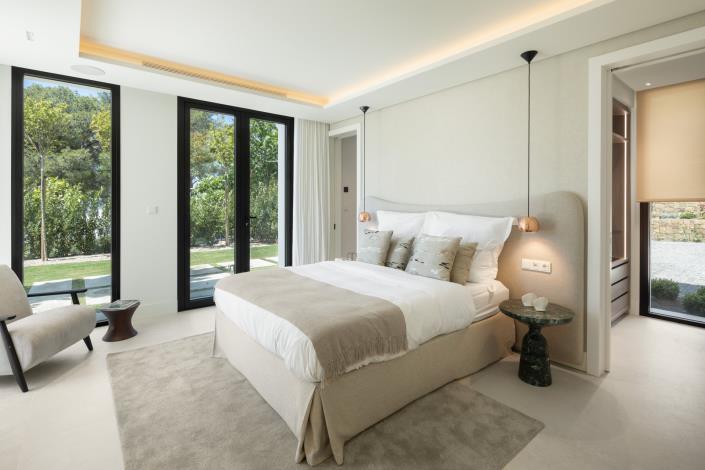 Image No.24-6 Bed Villa for sale