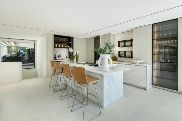 Image No.27-6 Bed Villa for sale