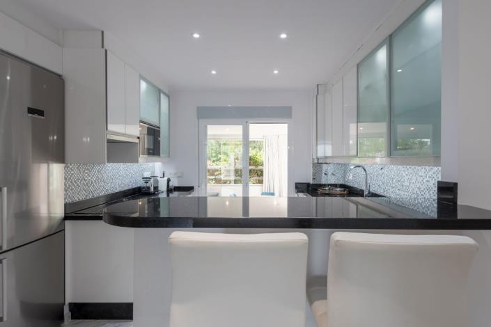 Image No.18-2 Bed Apartment for sale