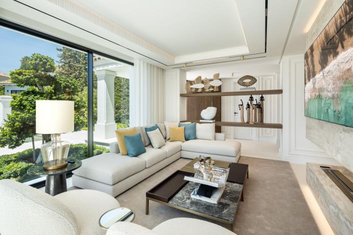 Image No.20-6 Bed Villa for sale