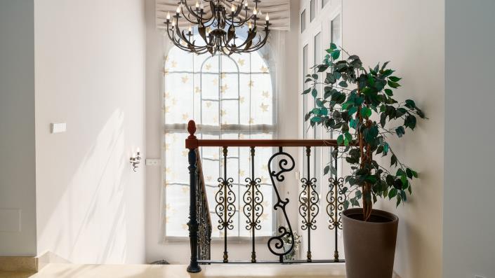 Image No.15-8 Bed Villa for sale