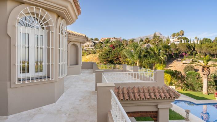 Image No.16-8 Bed Villa for sale