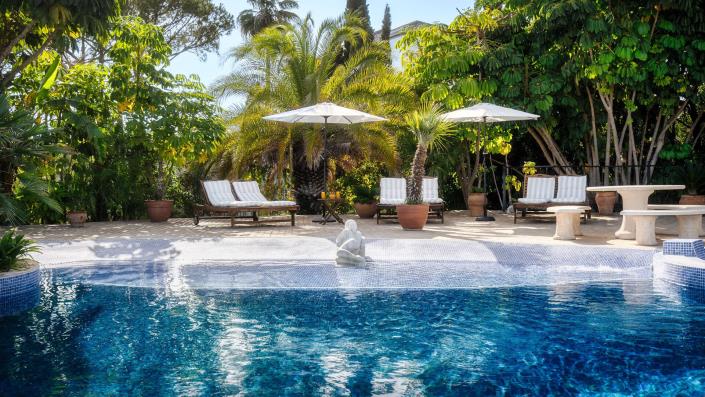 Image No.2-6 Bed Villa for sale