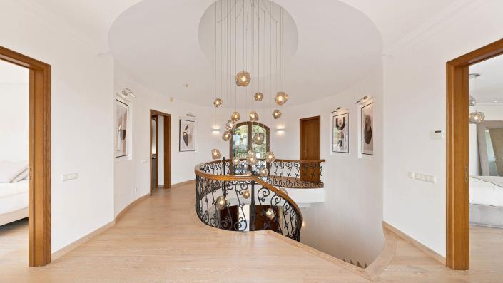 Image No.27-6 Bed Villa for sale