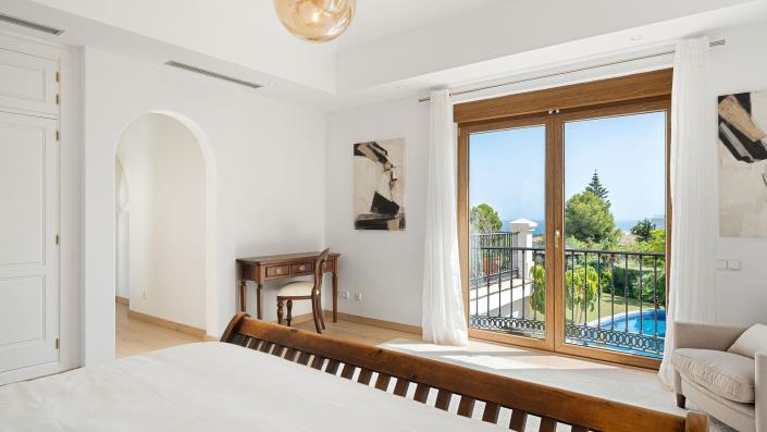 Image No.31-6 Bed Villa for sale