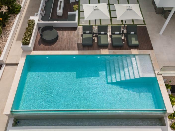 Image No.2-Villa de 5 chambres à vendre à Nueva Andalucia