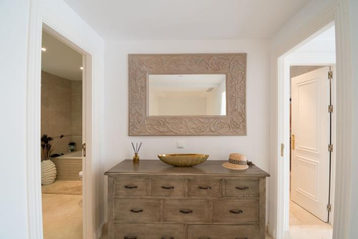 Image No.22-3 Bed Townhouse for sale