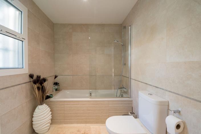 Image No.27-3 Bed Townhouse for sale