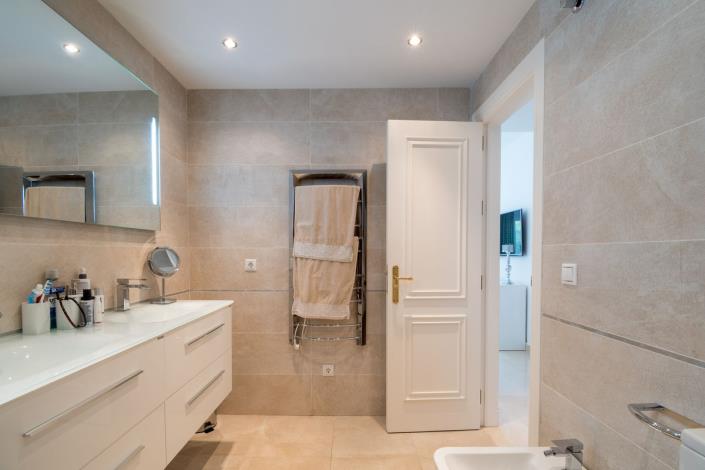 Image No.35-3 Bed Townhouse for sale