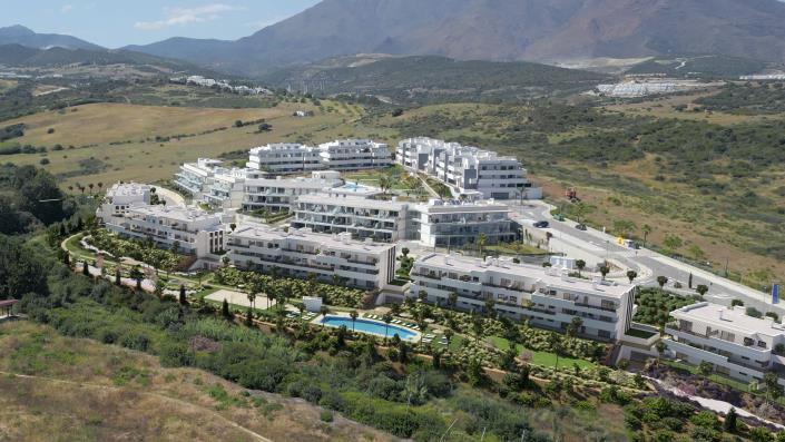 Image No.1-3 Bed Apartment for sale