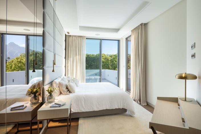 Image No.25-Villa de 5 chambres à vendre à Nueva Andalucia