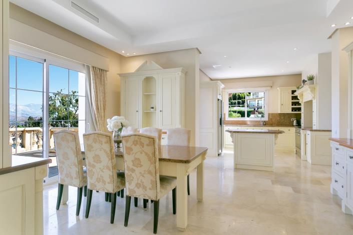 Image No.34-6 Bed Villa for sale