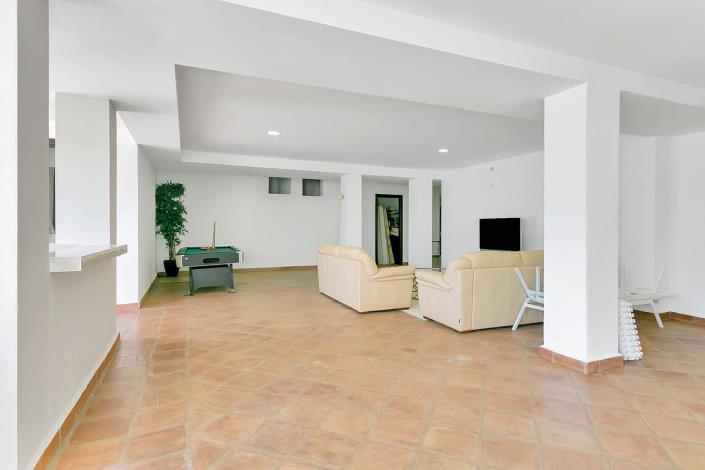 Image No.46-6 Bed Villa for sale