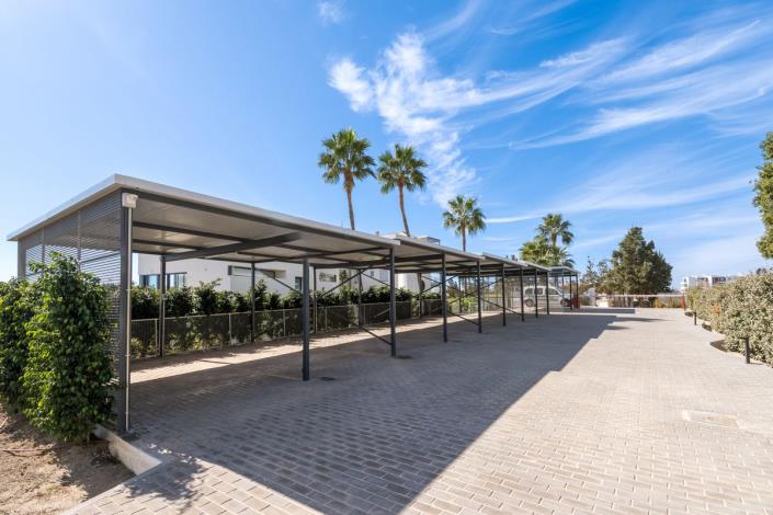 Image No.29-5 Bed Townhouse for sale