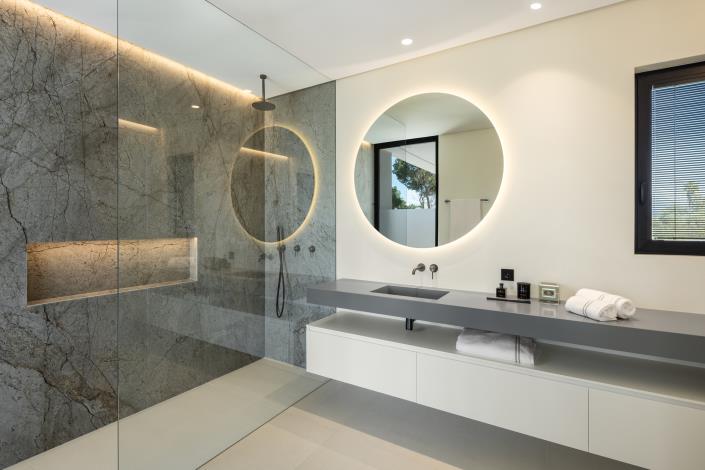 Image No.12-6 Bed Villa for sale