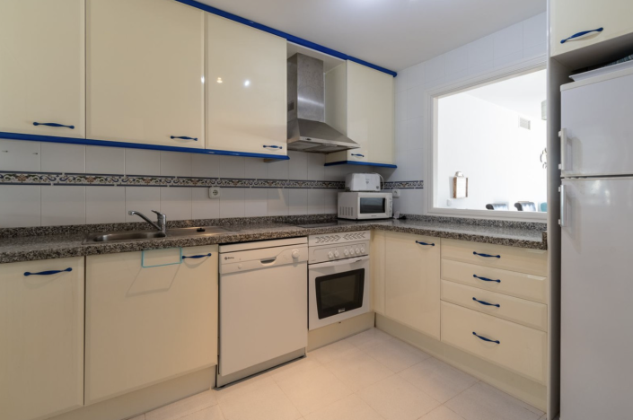 Image No.9-2 Bed Apartment for sale