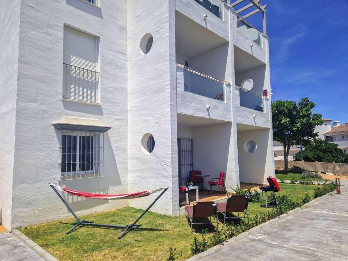 Image No.18-3 Bed Apartment for sale