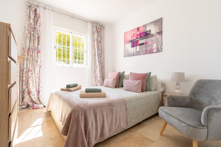 Image No.23-3 Bed Apartment for sale