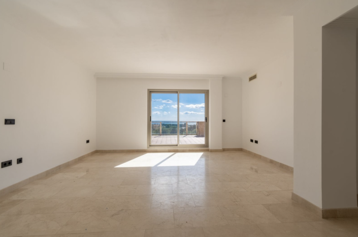 Image No.17-2 Bed Apartment for sale