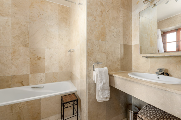 Image No.8-Maison de ville de 2 chambres à vendre à Nueva Andalucia