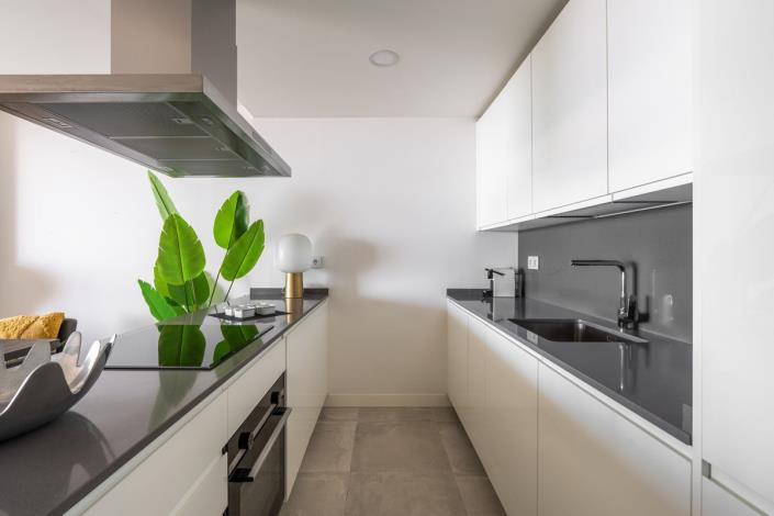 Image No.13-3 Bed Apartment for sale