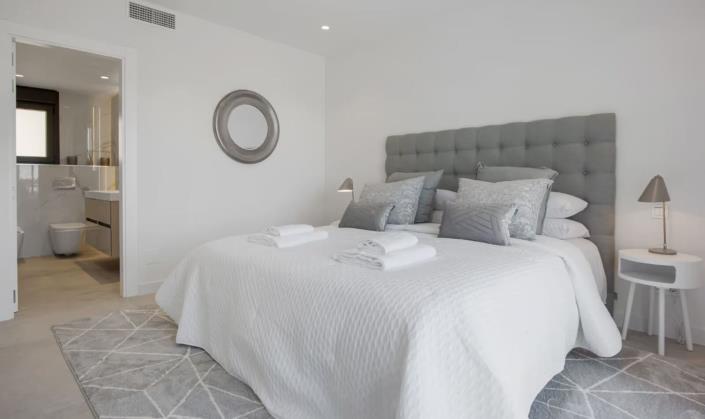 Image No.24-5 Bed House/Villa for sale