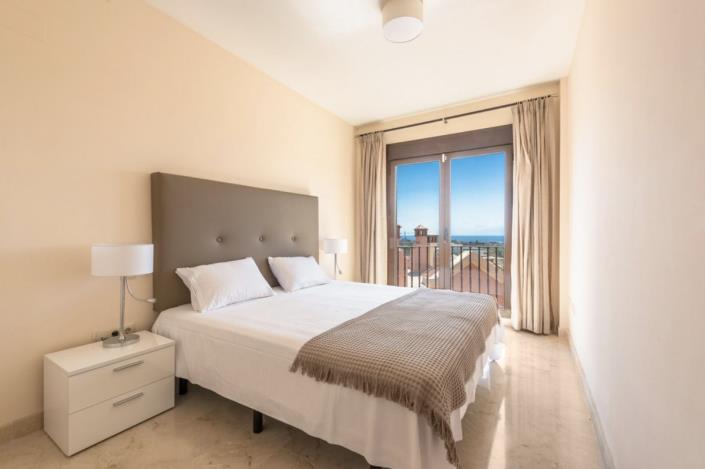 Image No.4-3 Bed Townhouse for sale