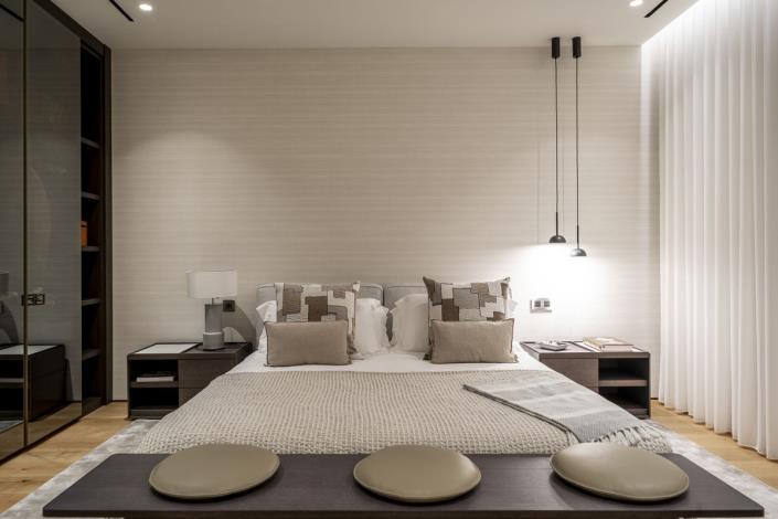 Image No.21-5 Bed Duplex for sale