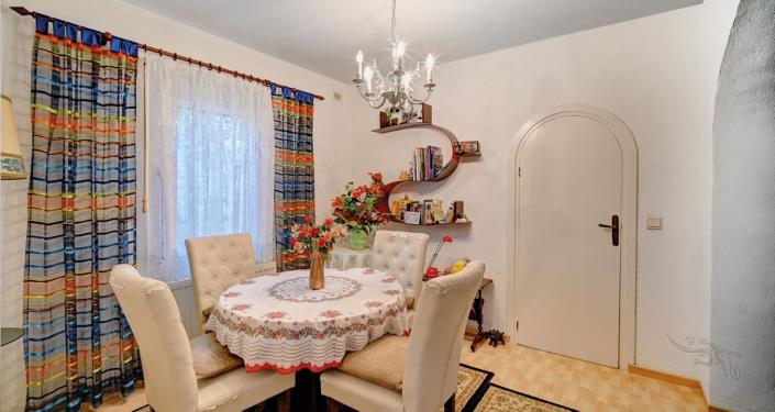 Image No.11-3 Bed Villa / Detached for sale