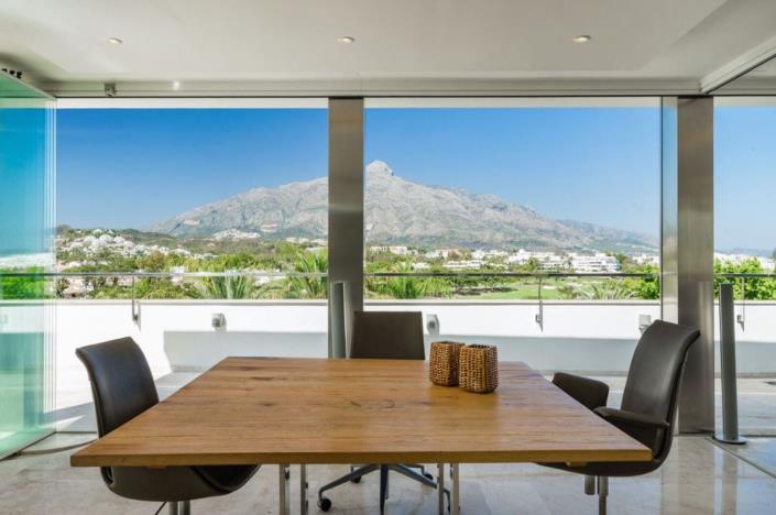 Image No.9-Villa de 7 chambres à vendre à Nueva Andalucia