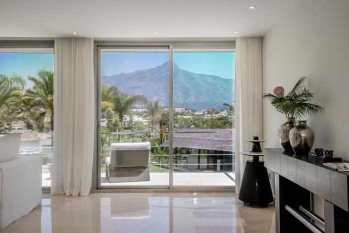 Image No.14-Villa de 7 chambres à vendre à Nueva Andalucia